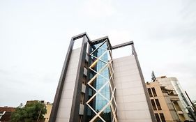 Capital O 41587 Hotel Airport Inn One Ahmedabad 3* India